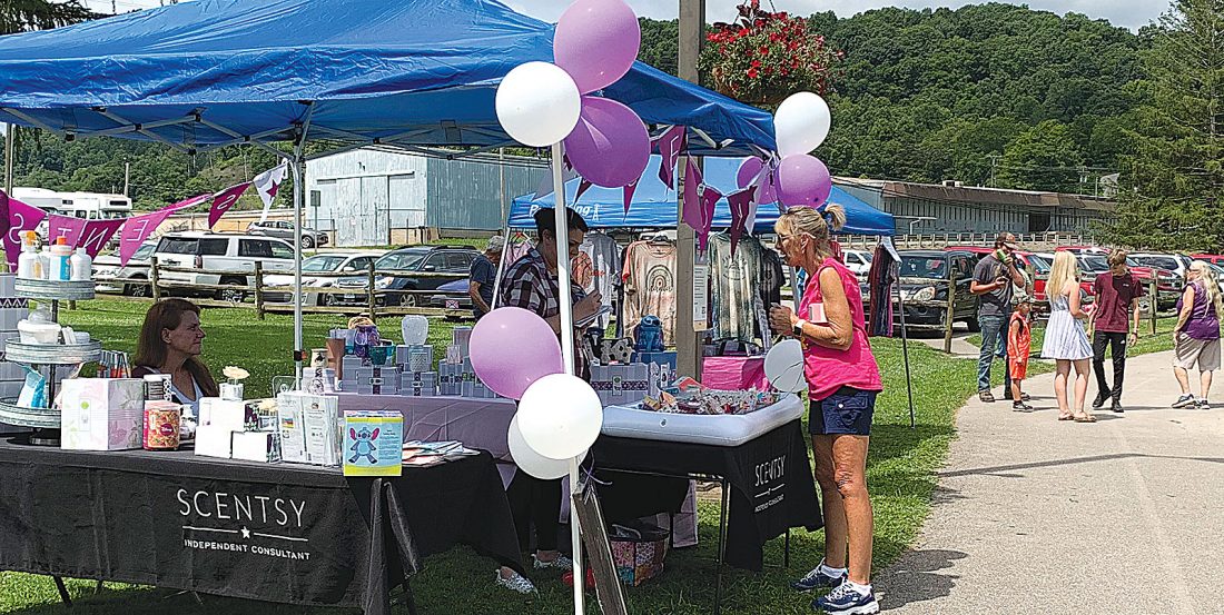 Elizabeth wades into inaugural Little Kanawha Riverfest News, Sports, Jobs News and Sentinel